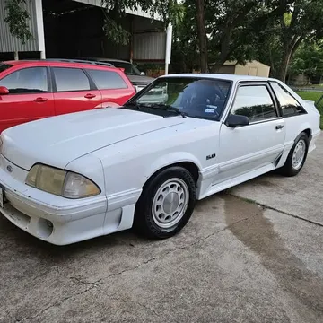 1990 Ford Mustang GT Hatchback 2D