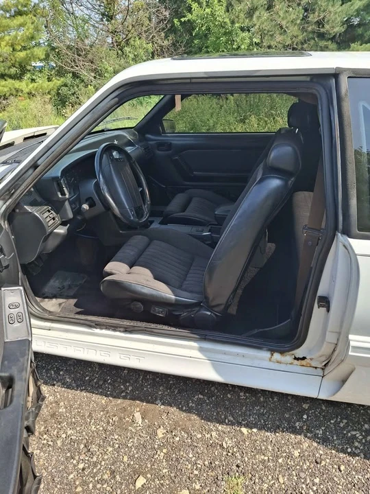 1990 Ford Mustang GT 3rd Gen - Image 11 of 20