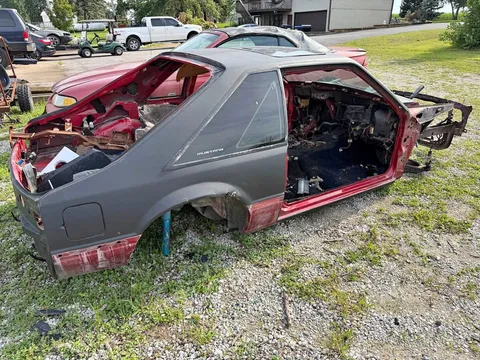 1990 Ford Mustang GT Hatchback 2D
