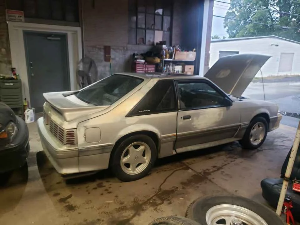 1990 Ford Mustang GT 3rd Gen - Image 4 of 12