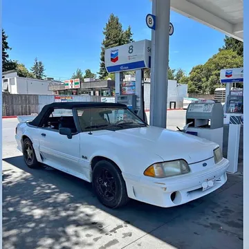 1990 Ford Mustang GT
