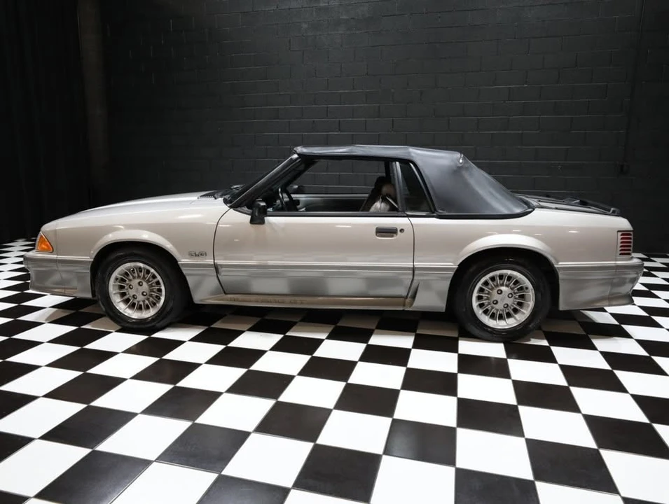 1990 Ford Mustang GT 3rd Gen - Image 5 of 20