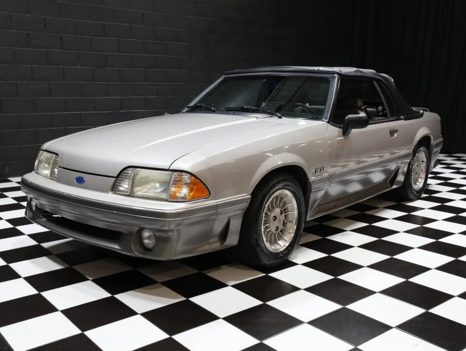 1990 Ford Mustang GT 3rd Gen - Image 4 of 20
