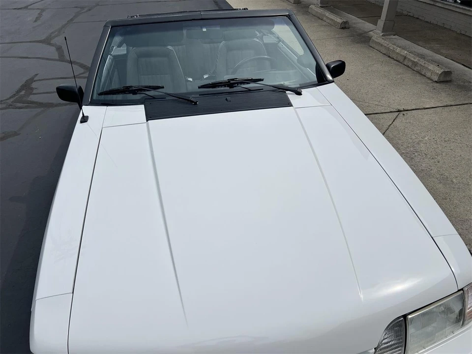 1990 Ford Mustang 3rd Gen - Image 4 of 30