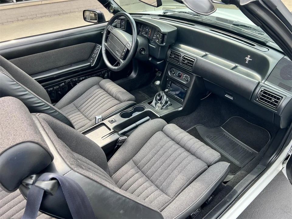 1990 Ford Mustang 3rd Gen - Image 14 of 30