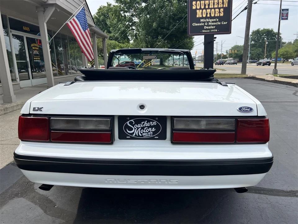 1990 Ford Mustang 3rd Gen - Image 20 of 30