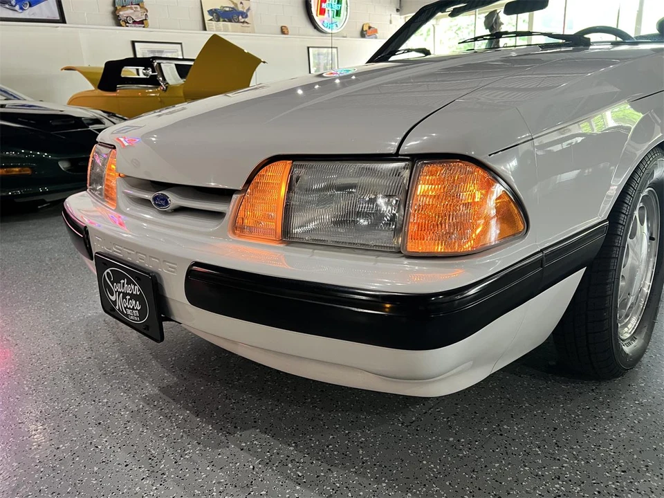 1990 Ford Mustang 3rd Gen - Image 23 of 30