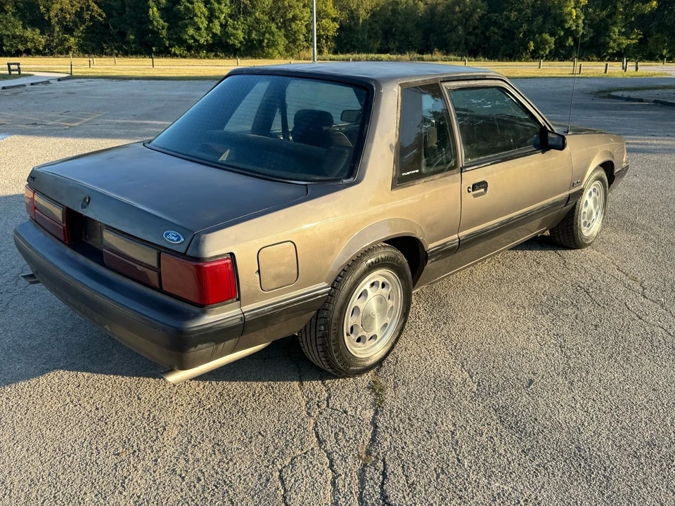1990 Ford Mustang 3rd Gen - Image 7 of 21