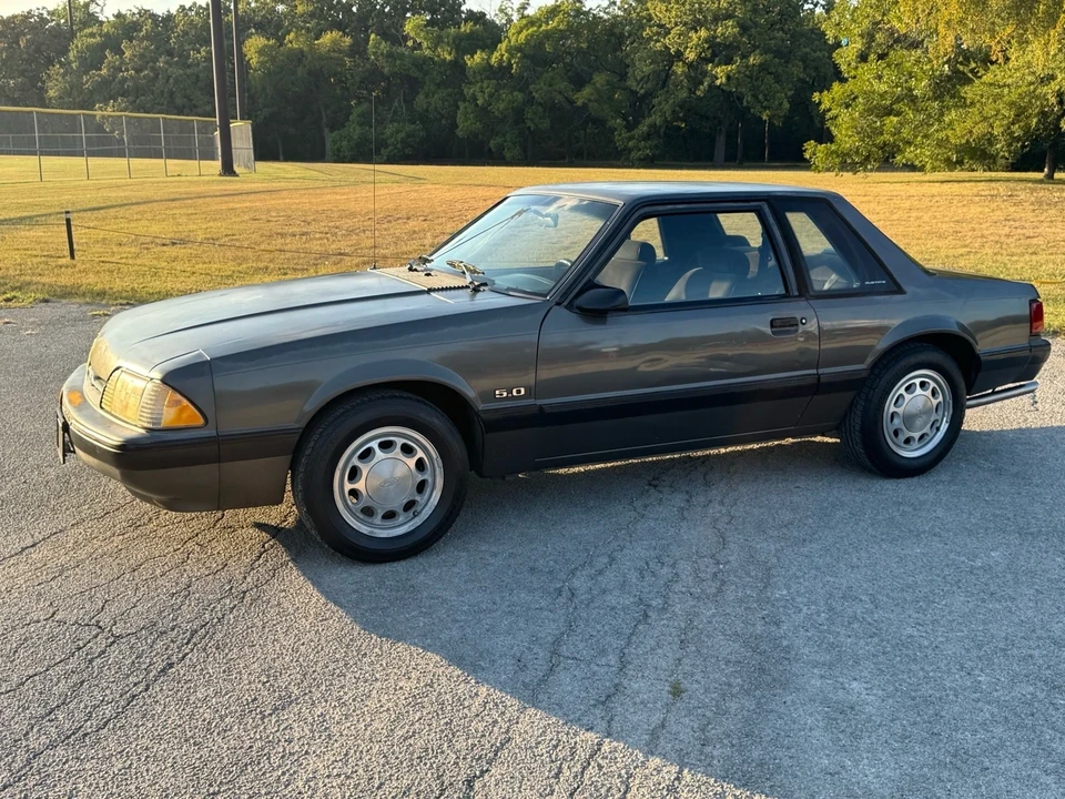 1990 Ford Mustang 3rd Gen - Image 9 of 21