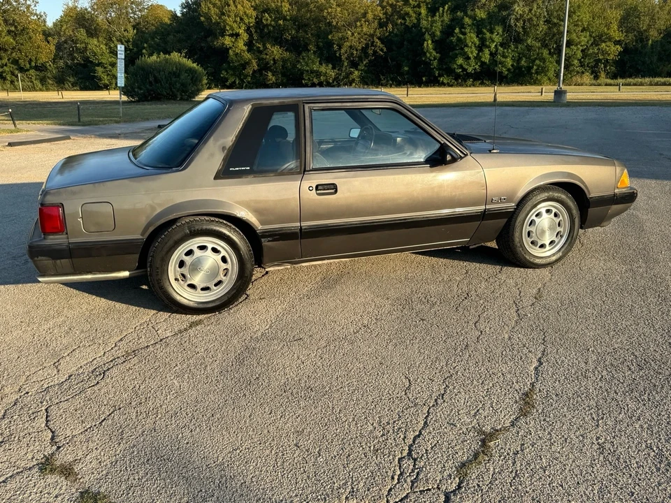 1990 Ford Mustang 3rd Gen - Image 4 of 21
