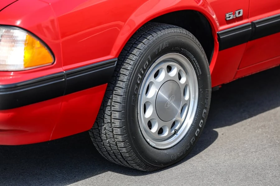 1990 Ford Mustang 3rd Gen - Image 11 of 31