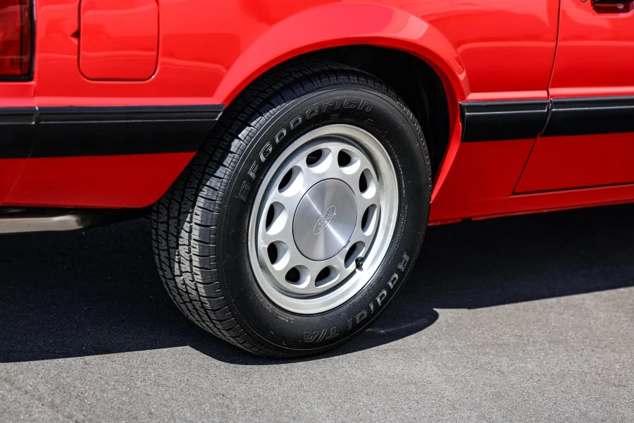 1990 Ford Mustang 3rd Gen - Image 16 of 31