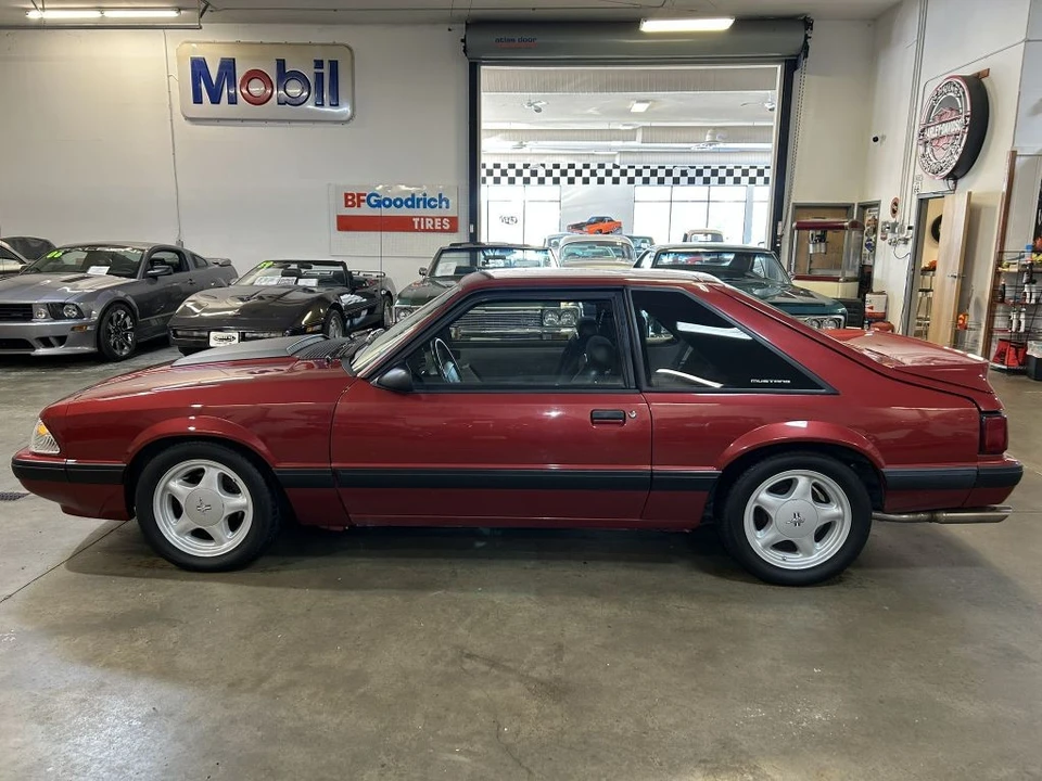 1990 Ford Mustang 3rd Gen - Image 8 of 31