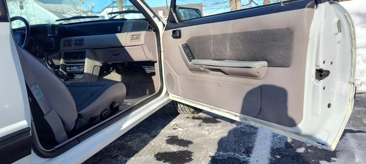 1990 Ford Mustang 3rd Gen - Image 10 of 19