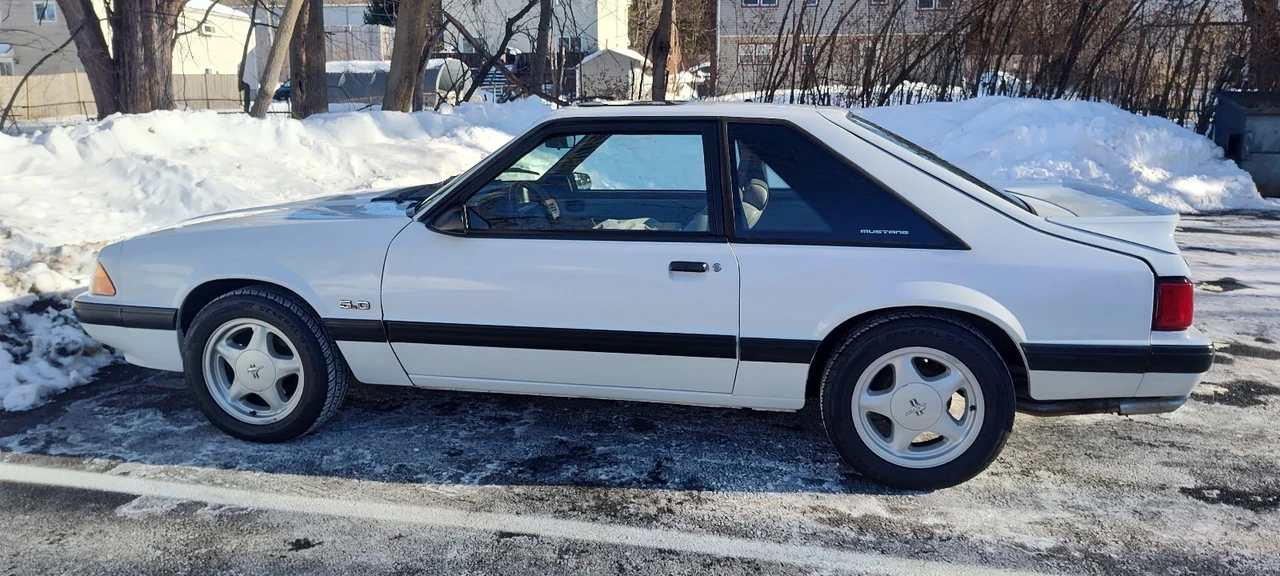 1990 Ford Mustang 3rd Gen - Image 2 of 19