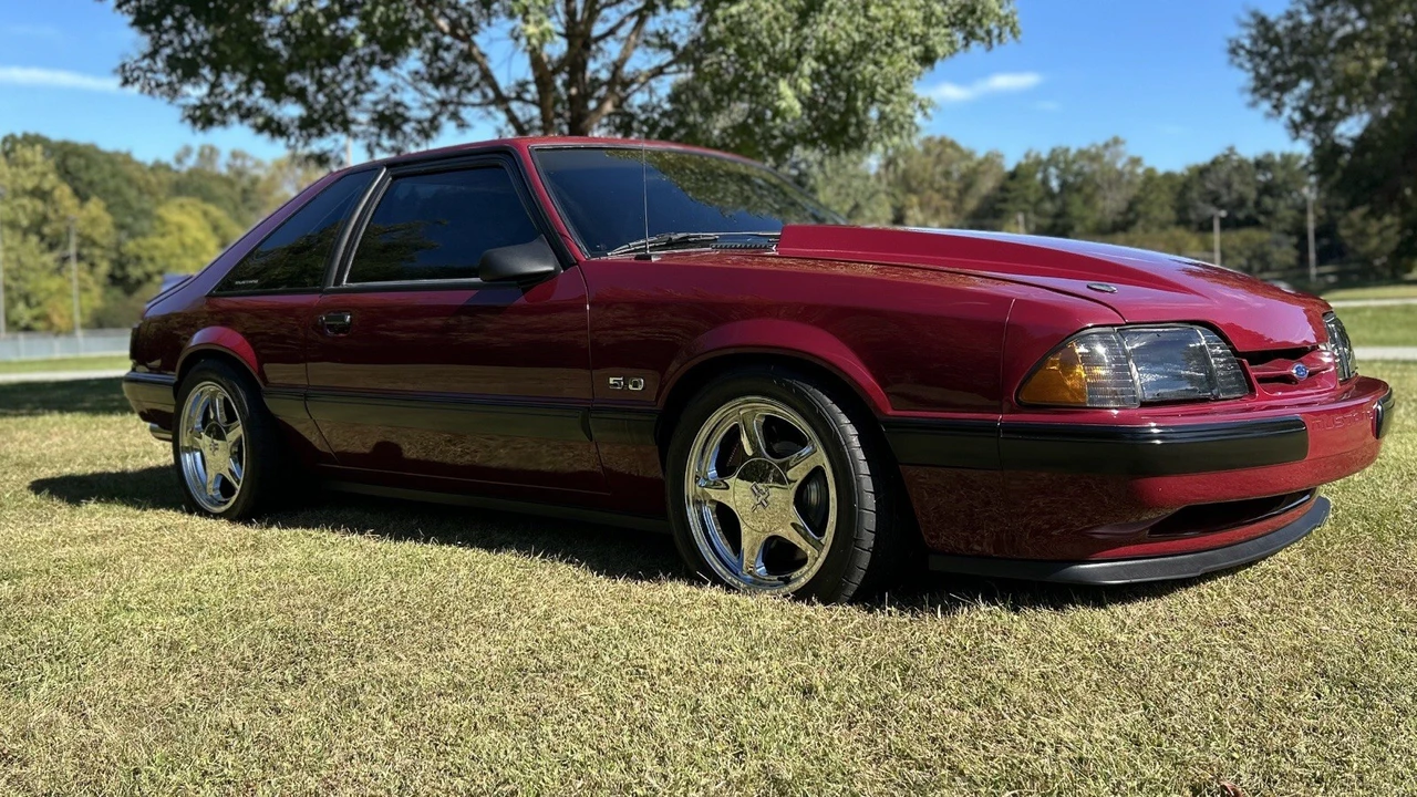 1990 Ford Mustang 3rd Gen - Image 9 of 14