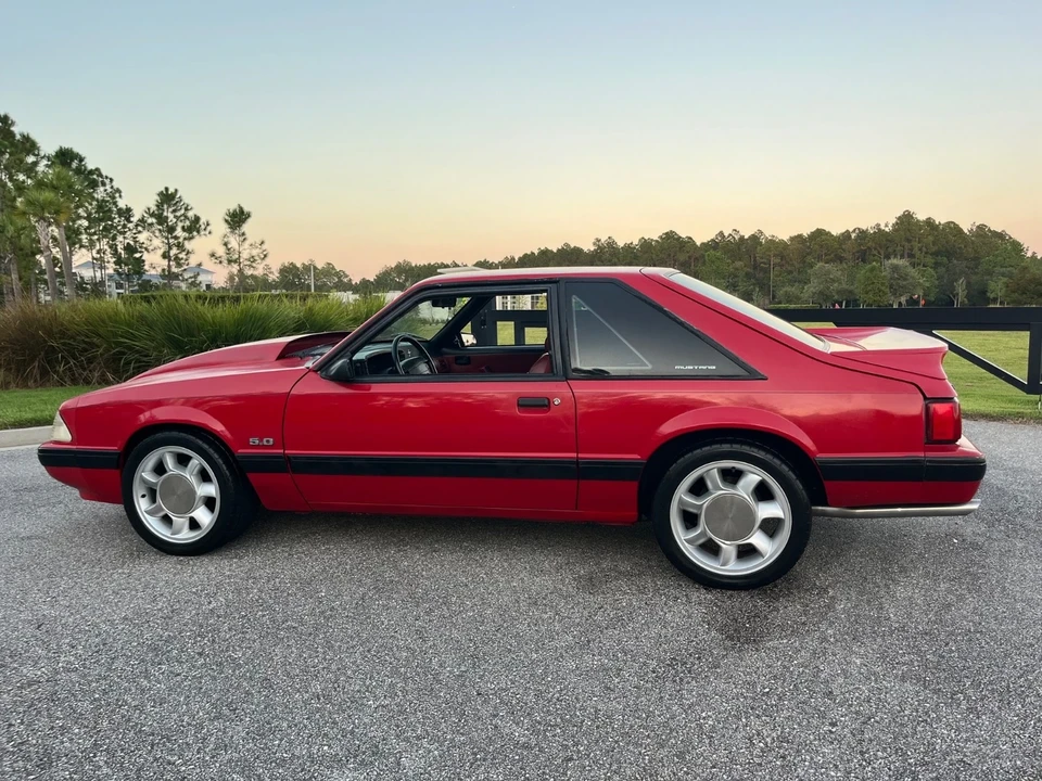 1990 Ford Mustang 3rd Gen - Image 6 of 21