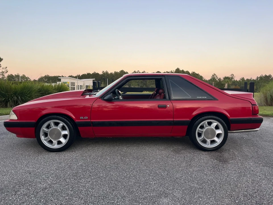 1990 Ford Mustang 3rd Gen - Image 9 of 21