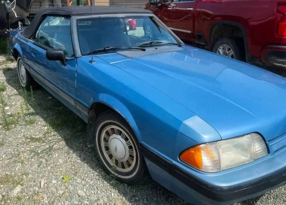 1990 Ford Mustang 3rd Gen - Image 2 of 9