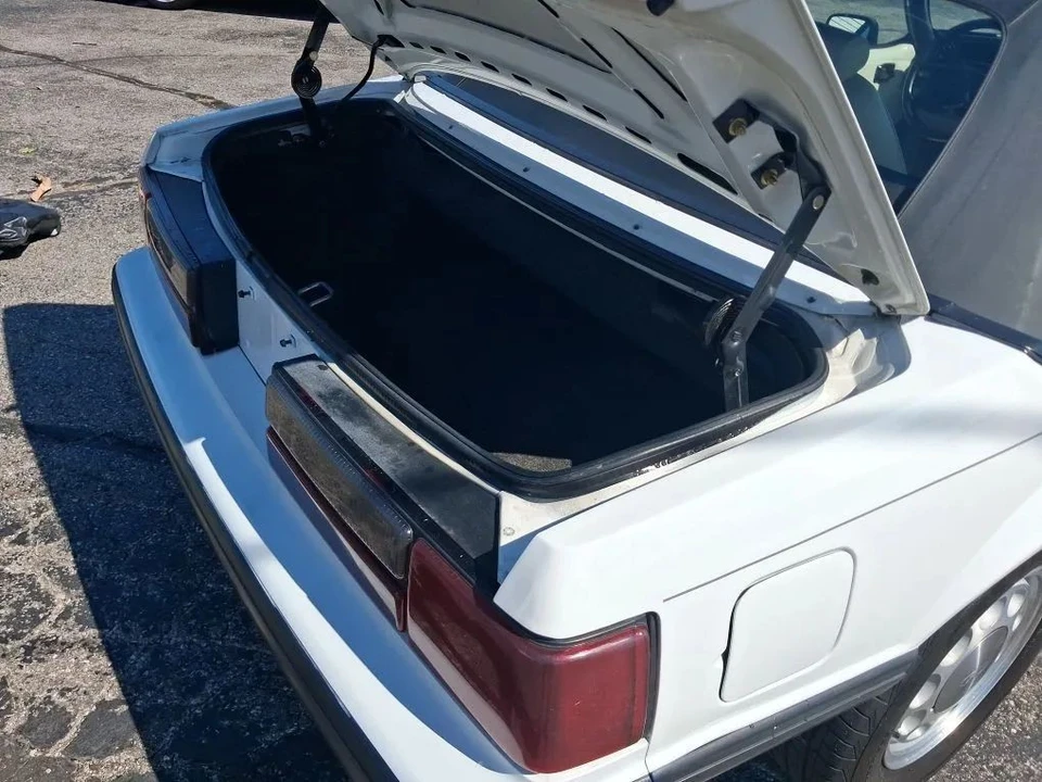 1990 Ford Mustang 3rd Gen - Image 22 of 31