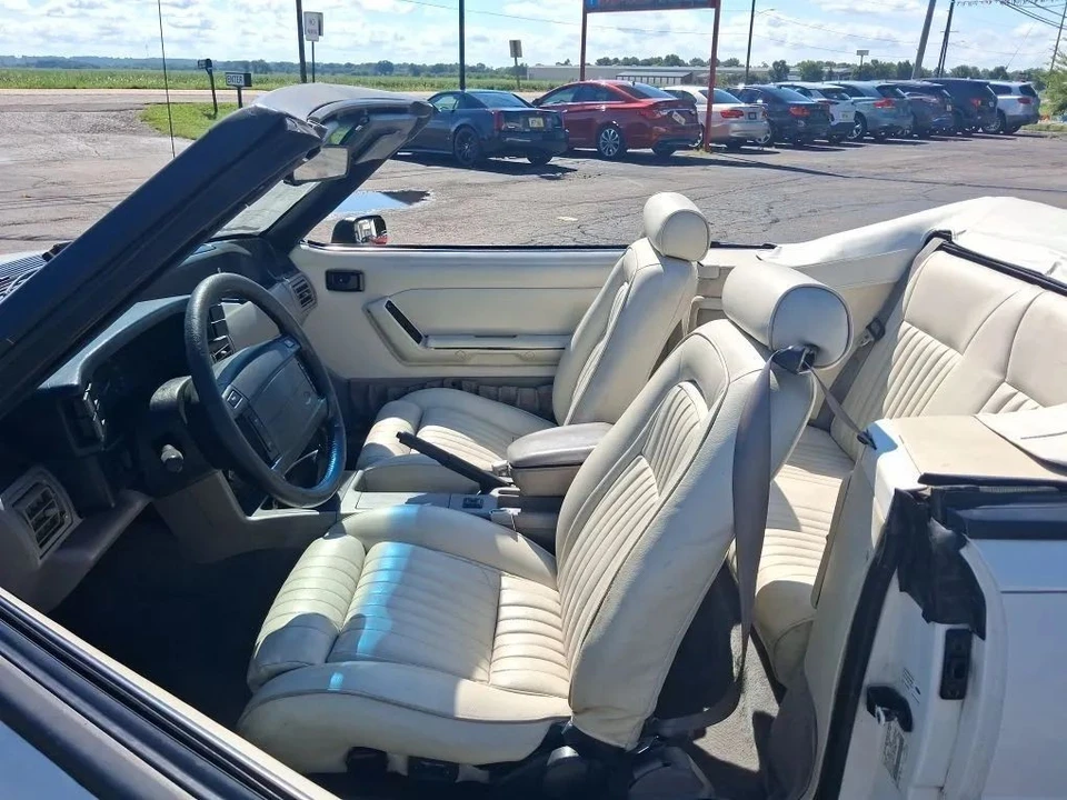 1990 Ford Mustang 3rd Gen - Image 12 of 31