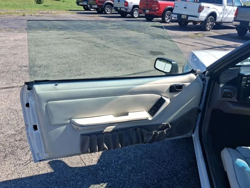 1990 Ford Mustang 3rd Gen - Image 24 of 31