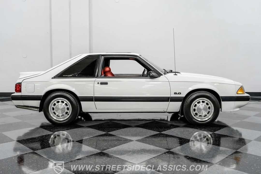 1990 Ford Mustang 3rd Gen - Image 13 of 21