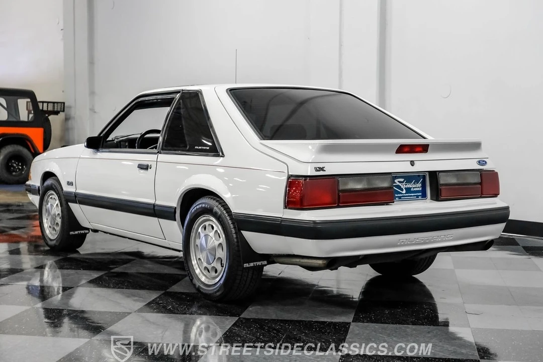1990 Ford Mustang 3rd Gen - Image 9 of 12