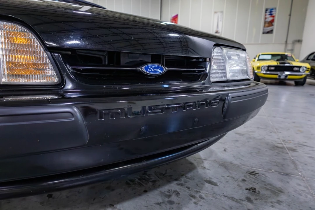 1990 Ford Mustang 3rd Gen - Image 19 of 31