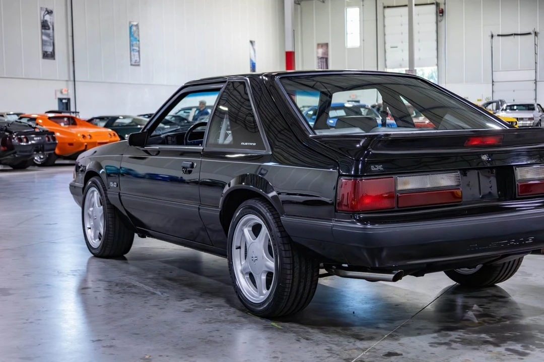 1990 Ford Mustang 3rd Gen - Image 26 of 31