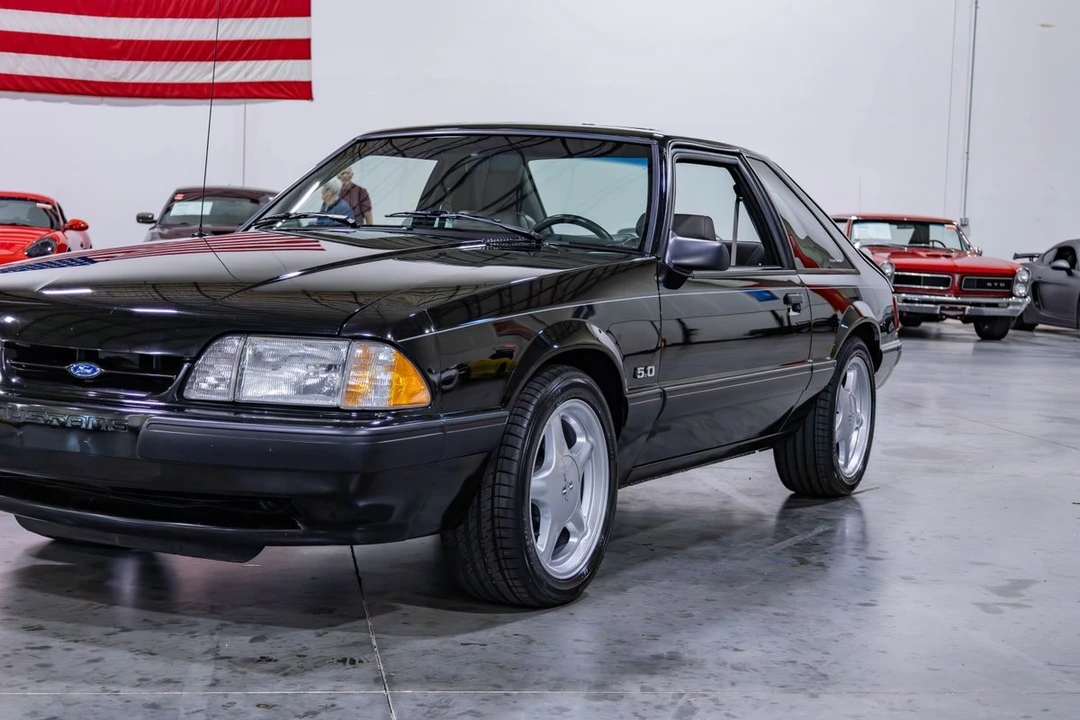 1990 Ford Mustang 3rd Gen - Image 25 of 31