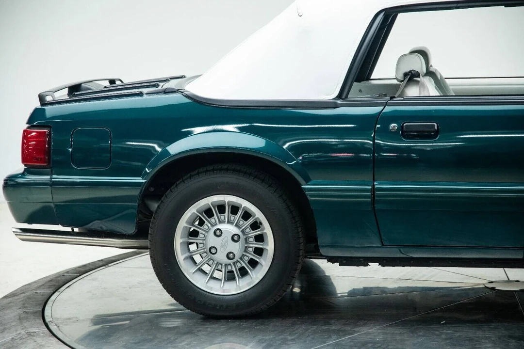 1990 Ford Mustang 3rd Gen - Image 17 of 21