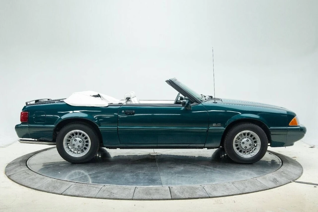 1990 Ford Mustang 3rd Gen - Image 4 of 21
