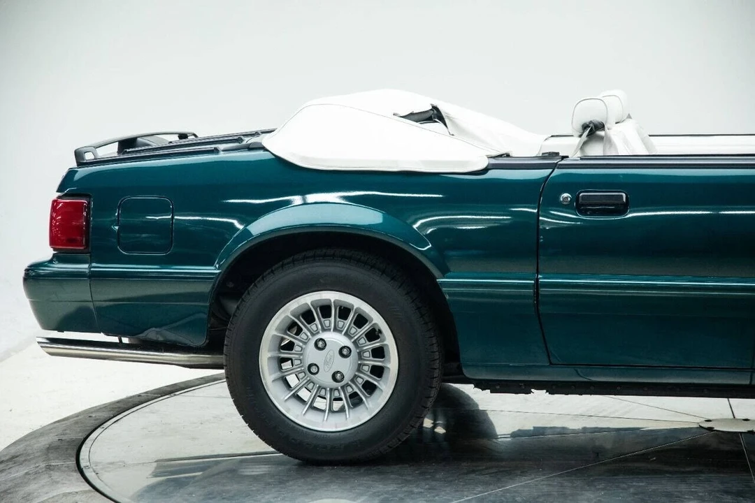 1990 Ford Mustang 3rd Gen - Image 20 of 21