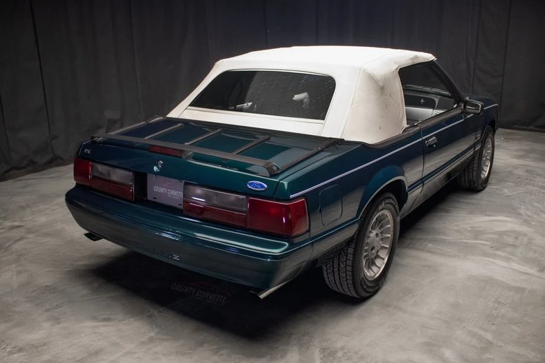 1990 Ford Mustang 3rd Gen - Image 8 of 31