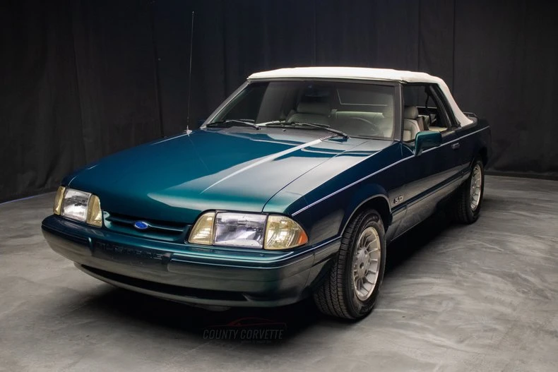 1990 Ford Mustang 3rd Gen - Image 5 of 31
