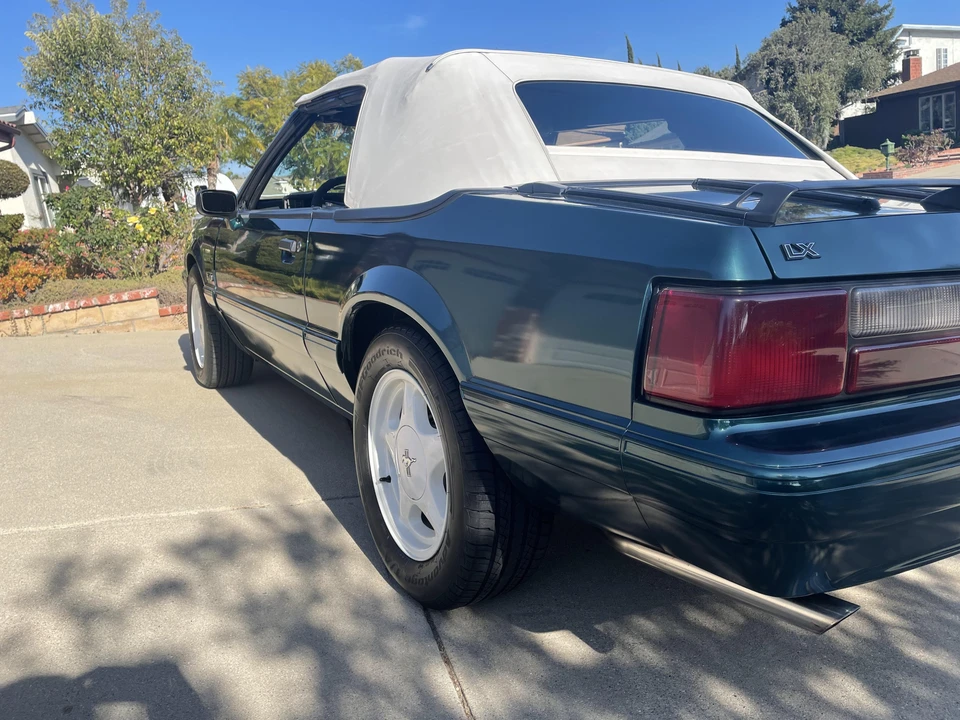 1990 Ford Mustang 3rd Gen - Image 26 of 31