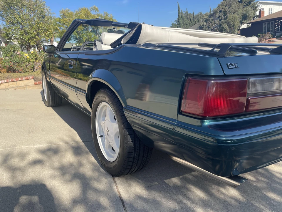 1990 Ford Mustang 3rd Gen - Image 25 of 31