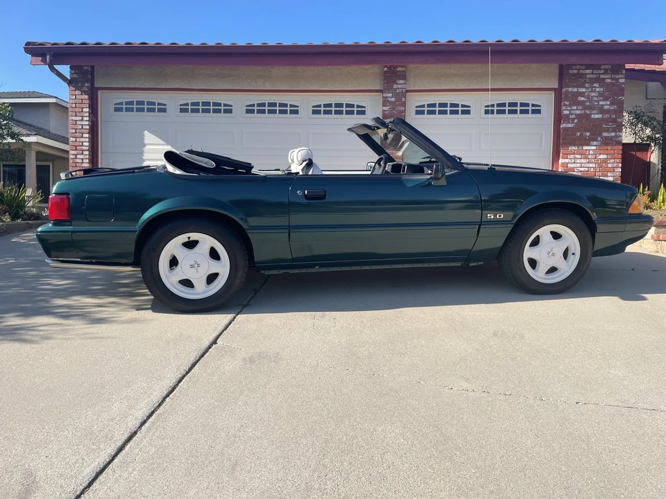 1990 Ford Mustang 3rd Gen - Image 12 of 31