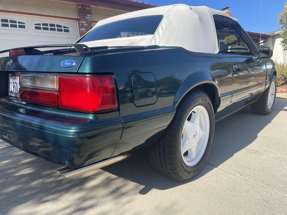 1990 Ford Mustang 3rd Gen - Image 28 of 31