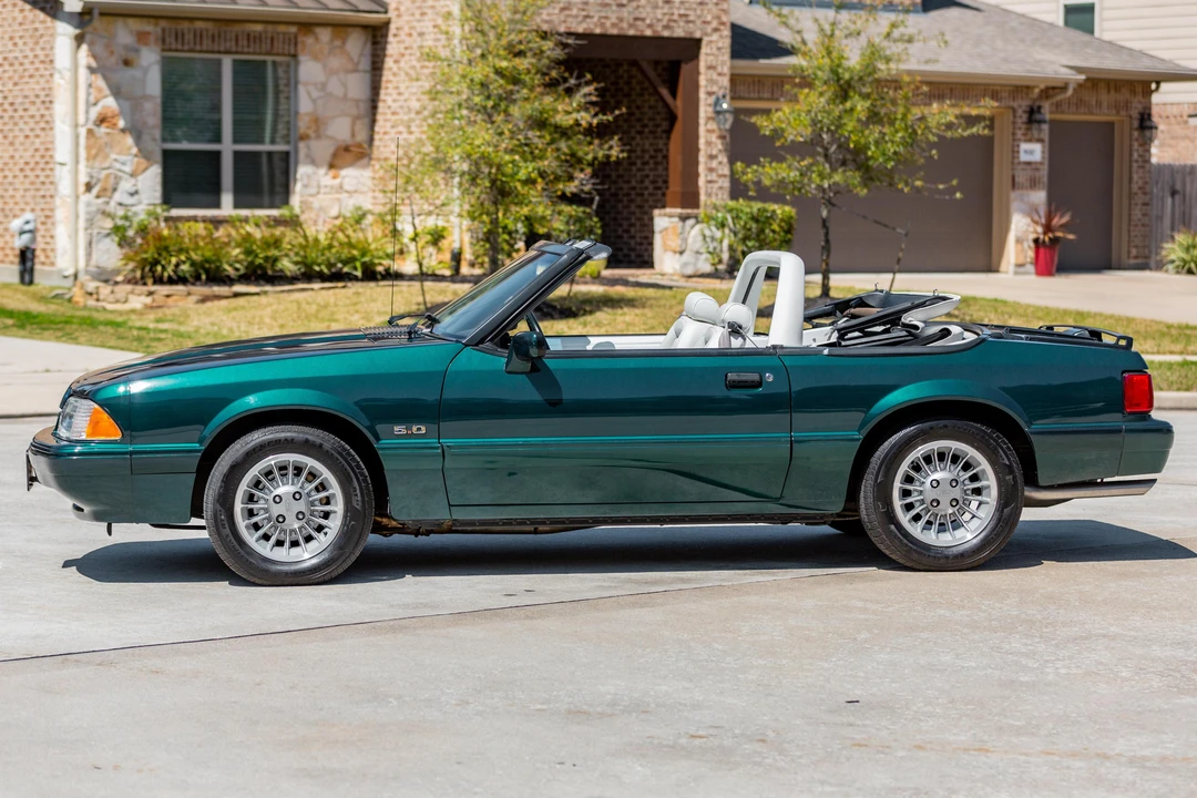 1990 Ford Mustang 3rd Gen - Image 3 of 31