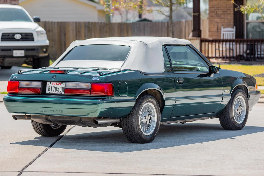 1990 Ford Mustang 3rd Gen - Image 4 of 31
