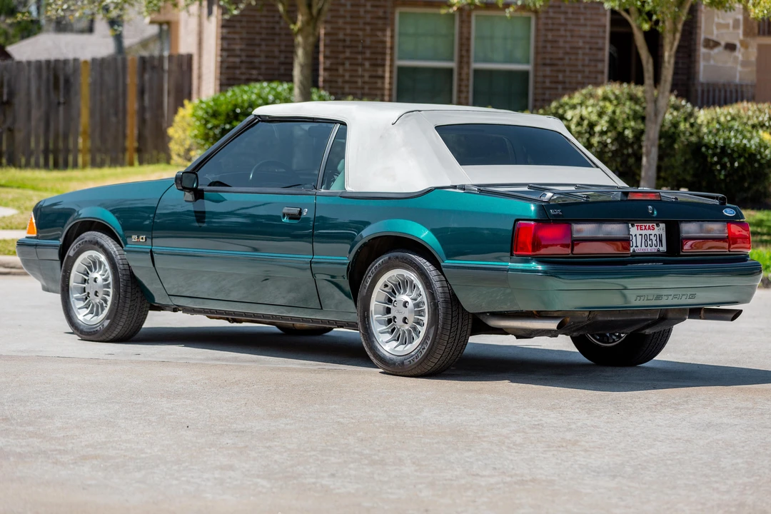 1990 Ford Mustang 3rd Gen - Image 10 of 31