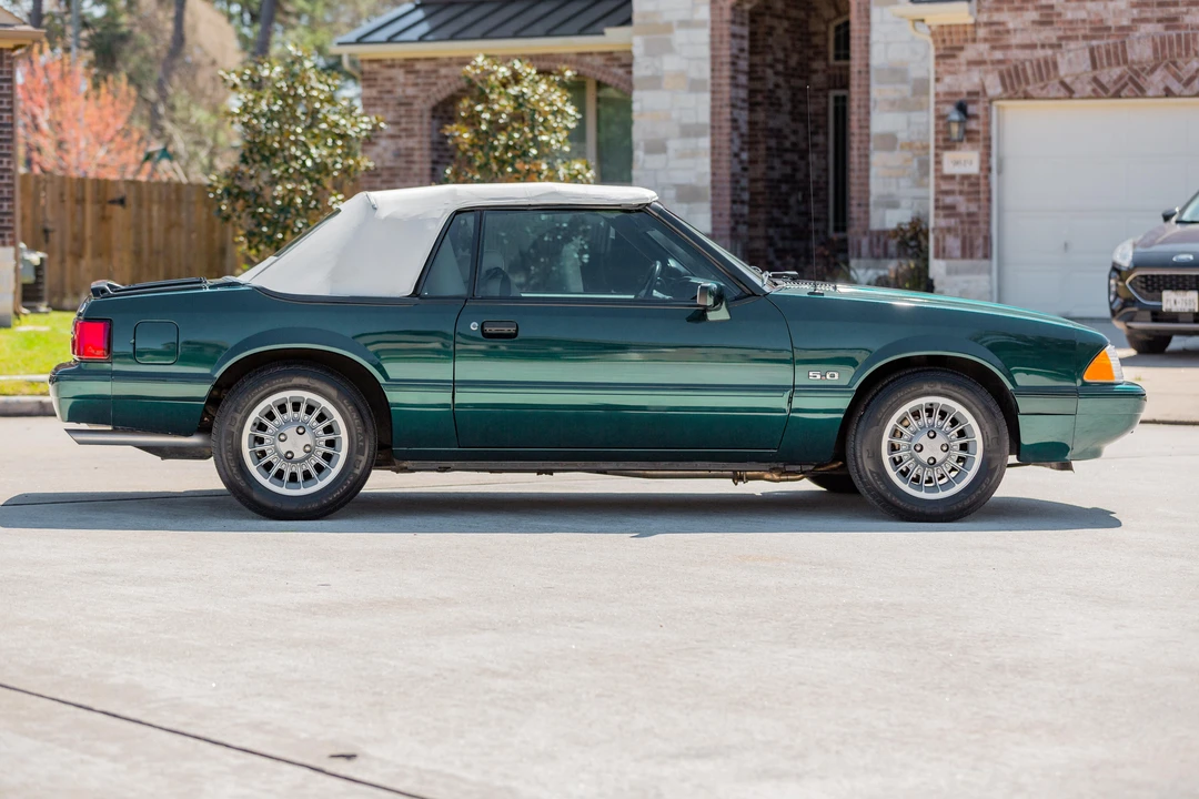1990 Ford Mustang 3rd Gen - Image 14 of 31