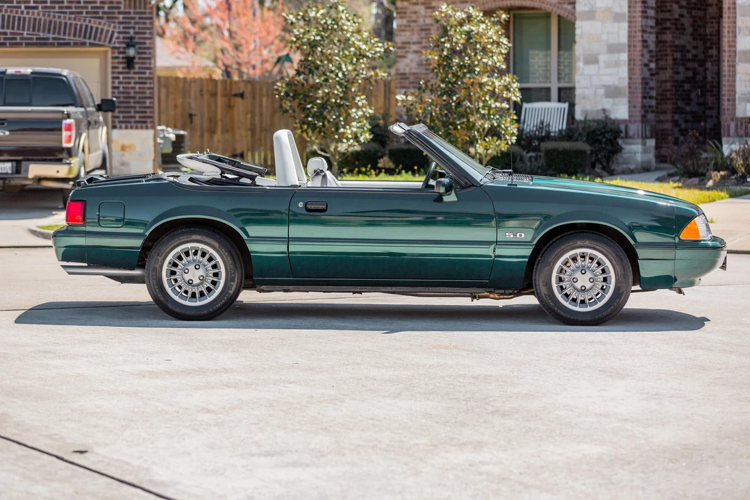 1990 Ford Mustang 3rd Gen - Image 23 of 31