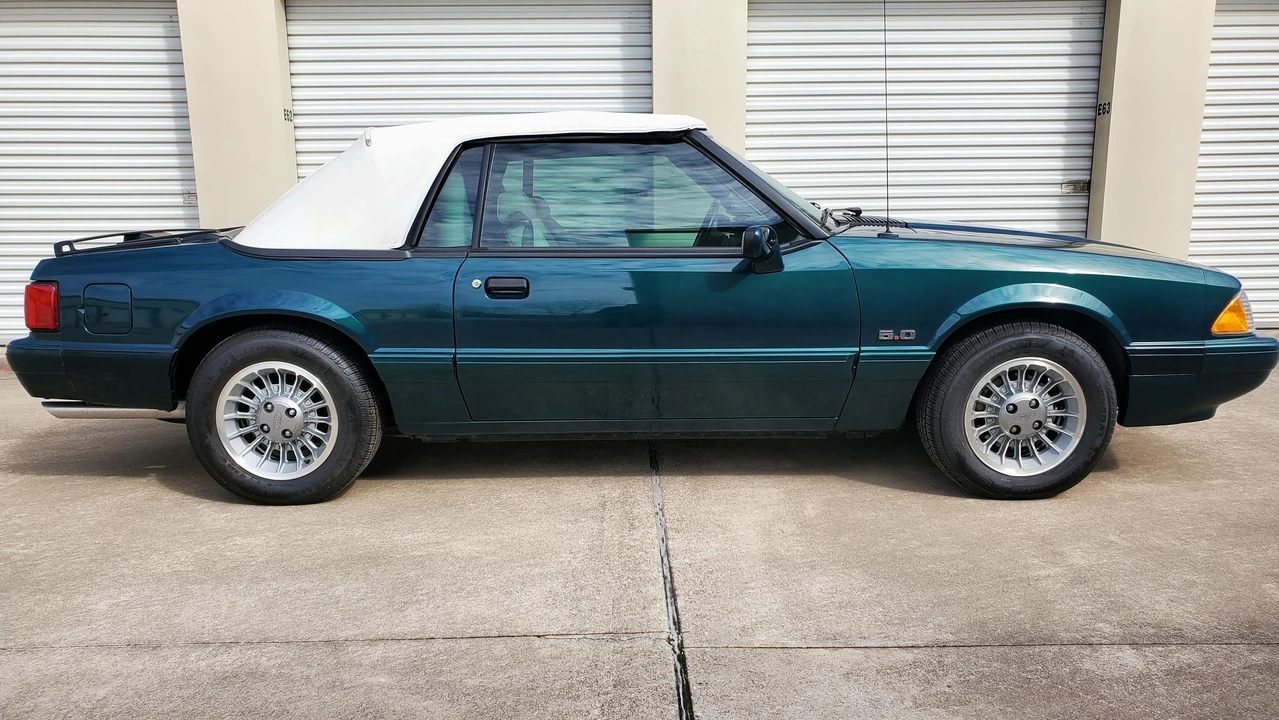 1990 Ford Mustang 3rd Gen - Image 13 of 31