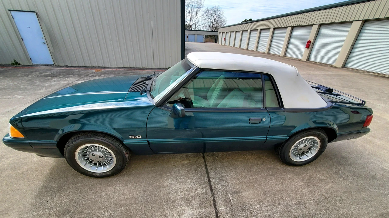 1990 Ford Mustang 3rd Gen - Image 8 of 31