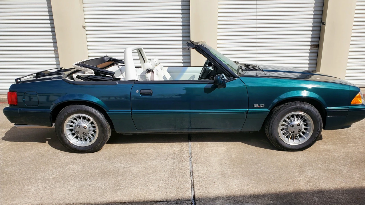 1990 Ford Mustang 3rd Gen - Image 22 of 31