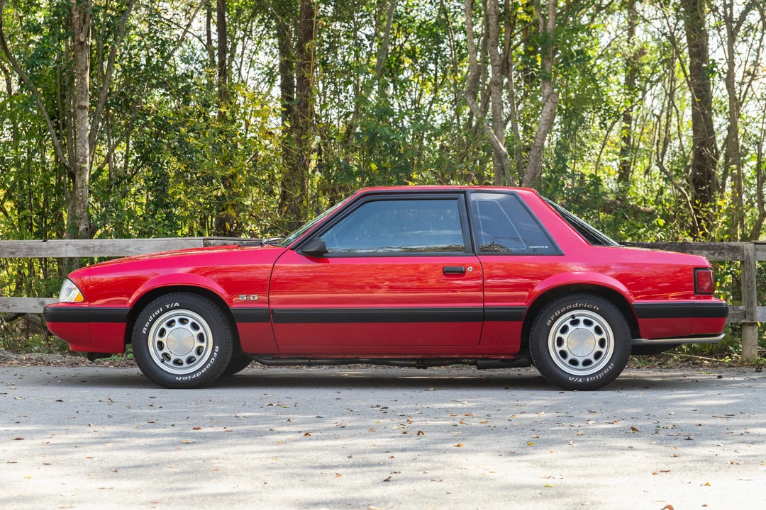 1990 Ford Mustang 3rd Gen - Image 8 of 31