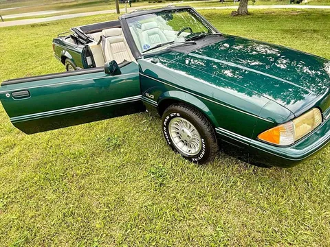 1990 Ford Mustang LX 5.0 Liter Convertible 2D
